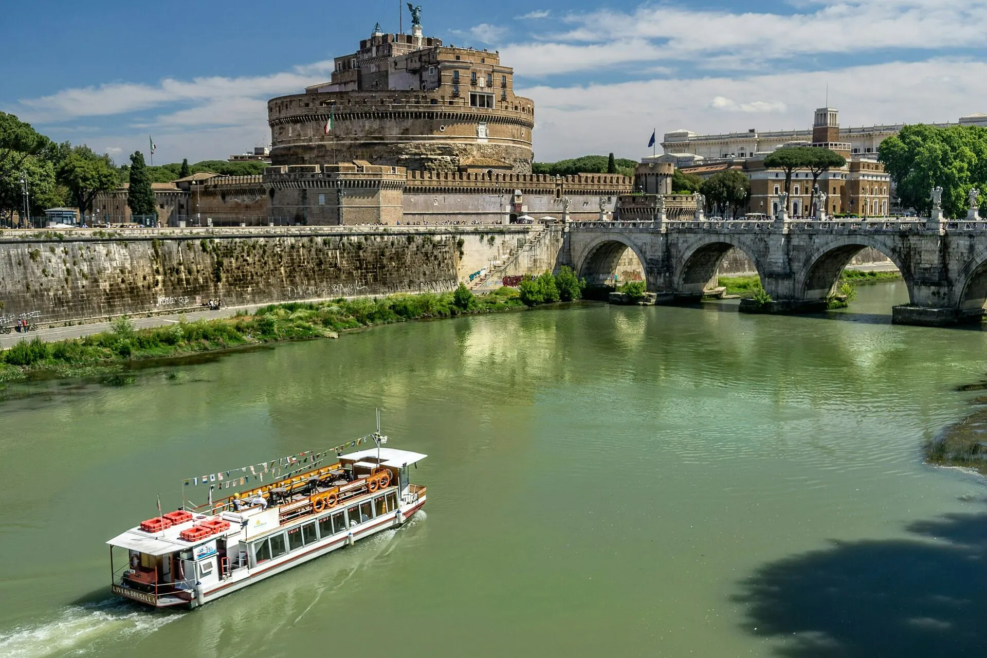 City Sightseeing Bus + Tiber River Boat